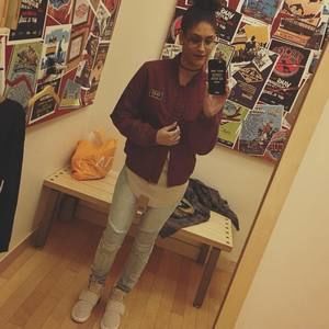 Meet your Posher, Savannah